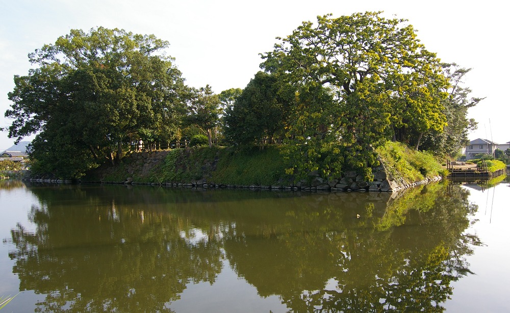 撫川城址公園 - 芝場城跡の池