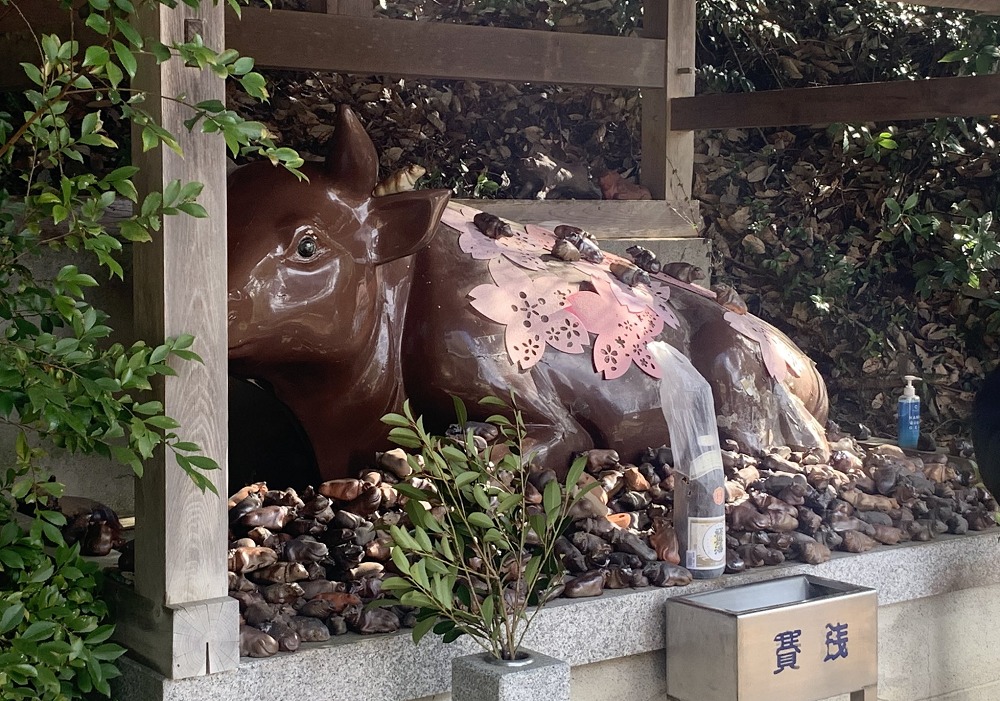 田倉牛神社の牛