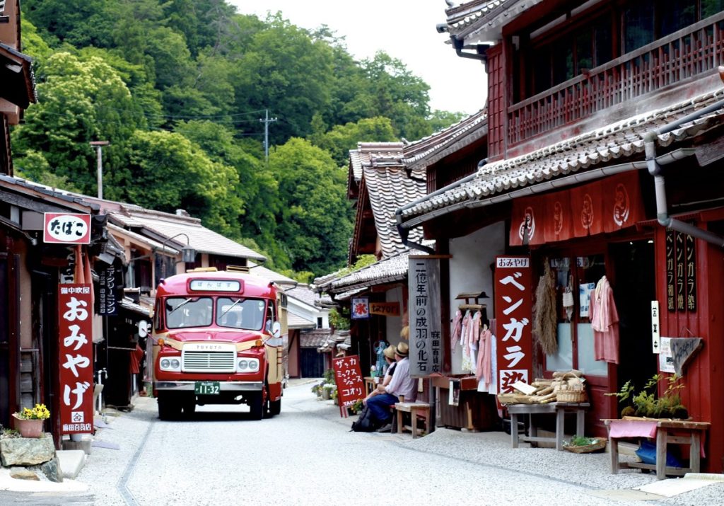 吹屋ふるさと村｜かつてベンガラで栄えたノスタルジックな町並み【岡山県高梁市】 岡山スタイル