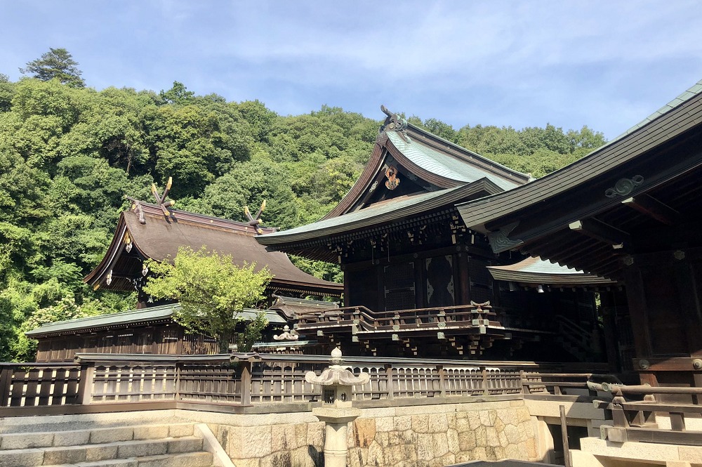 吉備津彦神社の建物群