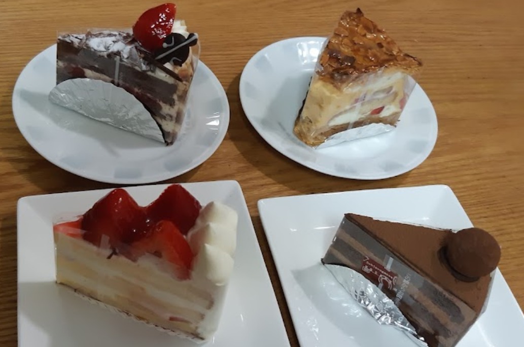 モーツアルト洋菓子店ケーキ