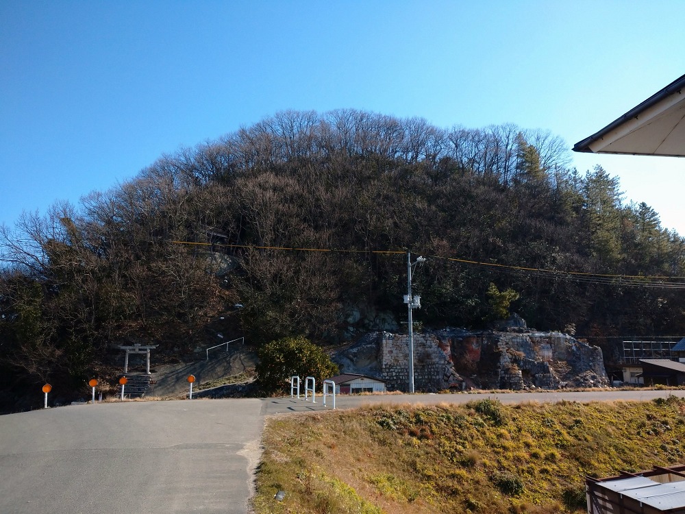 乙子城の山