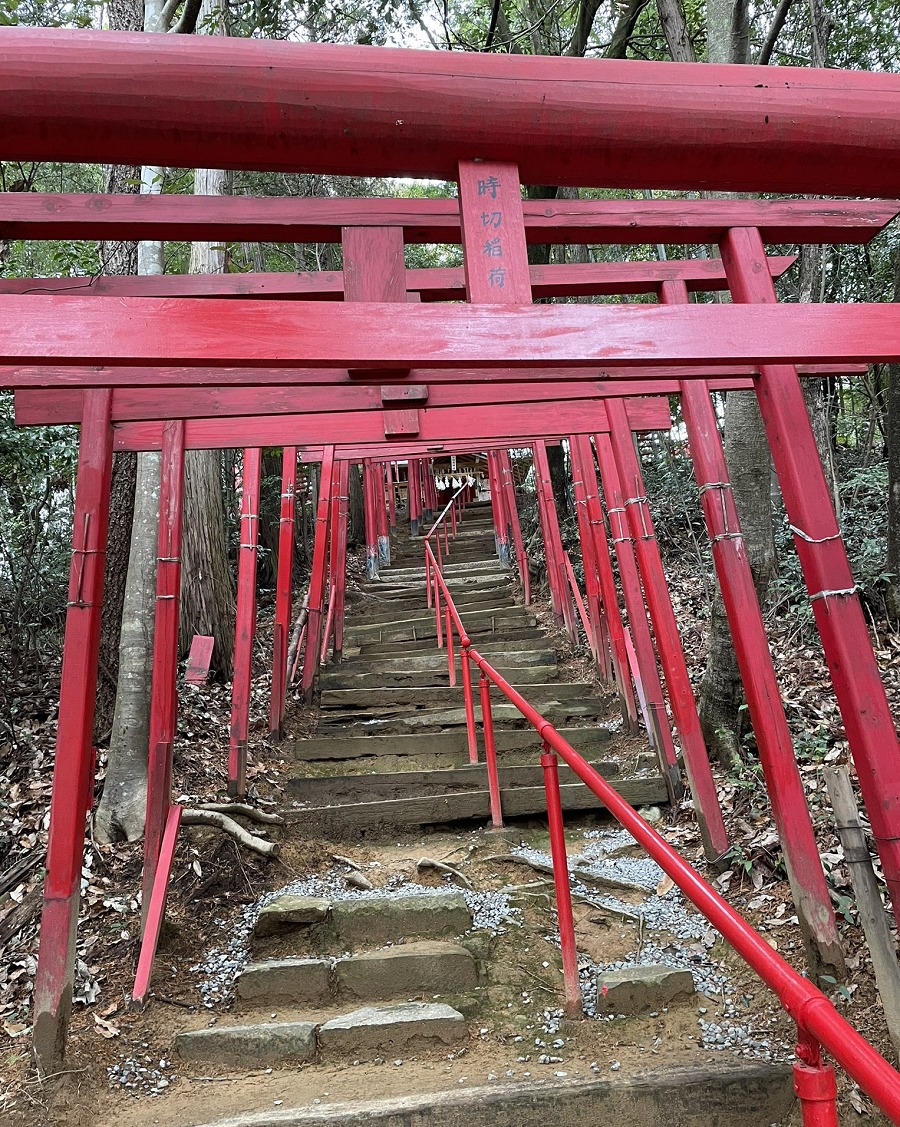 とっきりさま（時切稲荷神社）の石階段