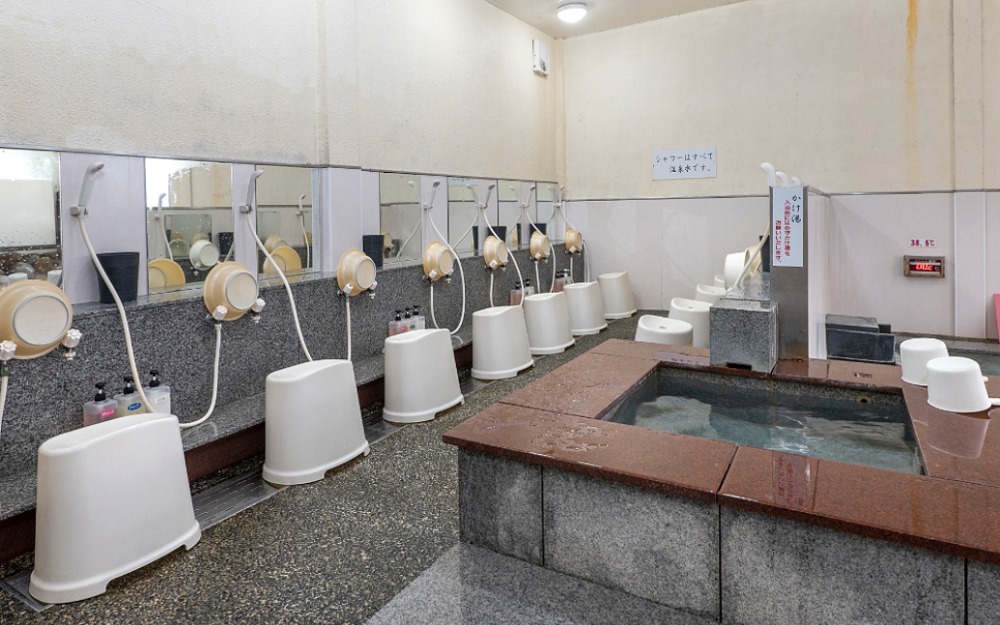 岡山桃太郎温泉の洗い場