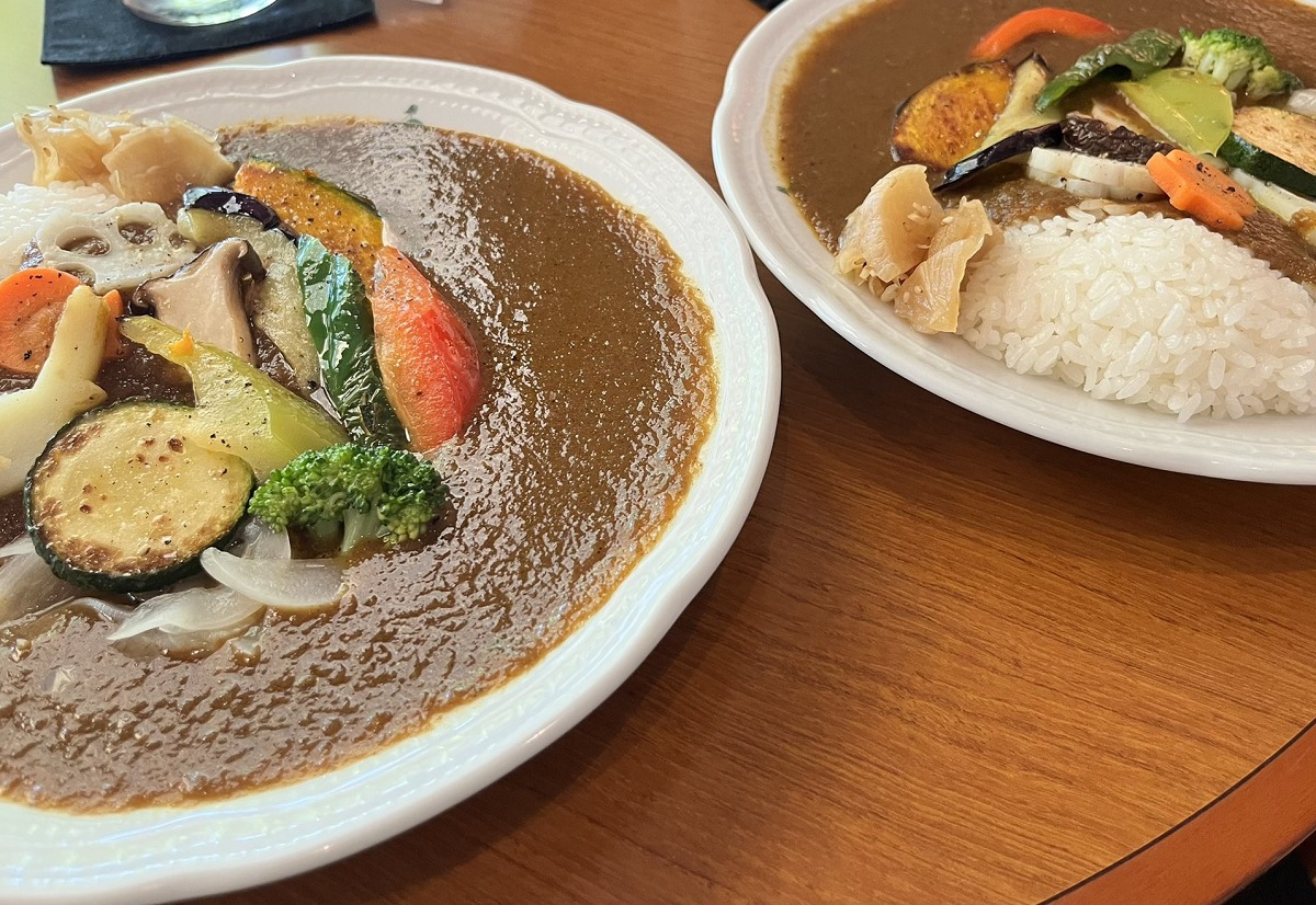 シバベ （Curry＆Cafe Shibabe）