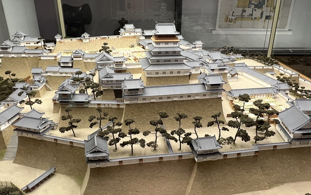 津山城（鶴山公園）の模型
