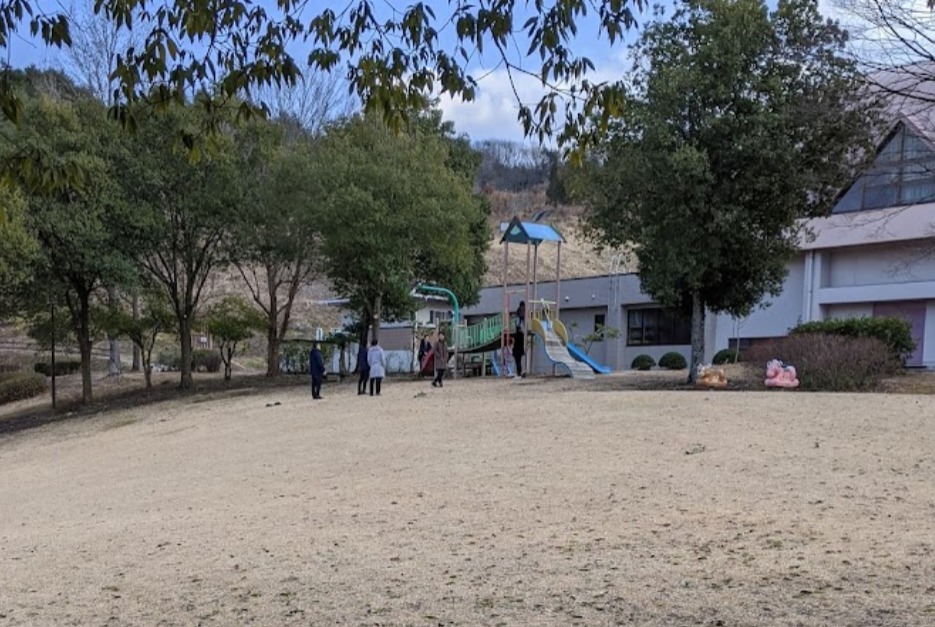 久米南町民運動公園の遊具