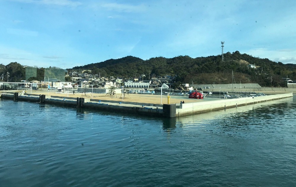 直島の港