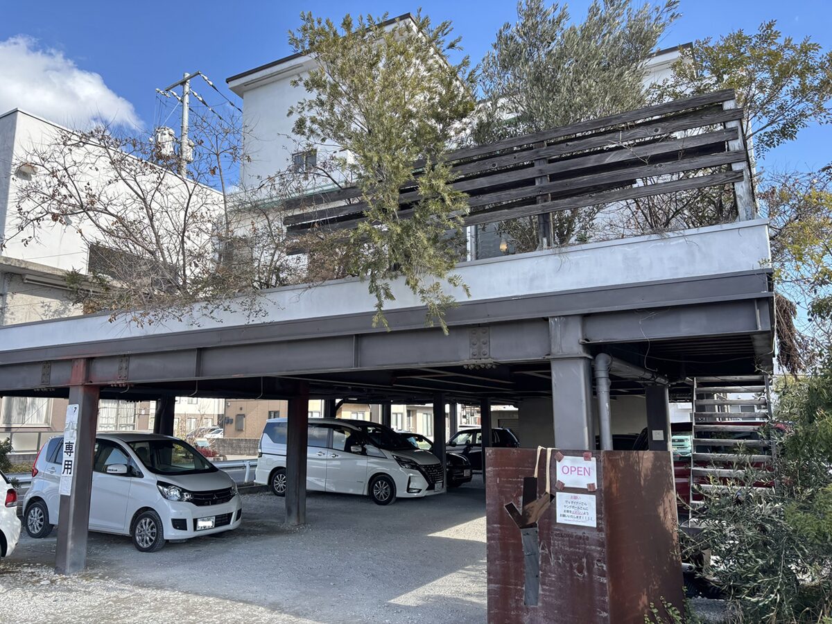 restor cafe アリアドネ外観