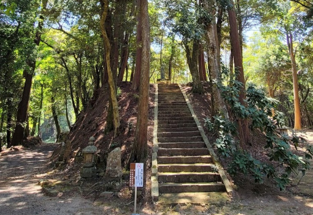本山寺の階段
