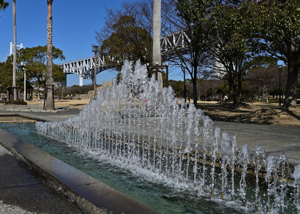 瀬戸大橋記念公園の噴水