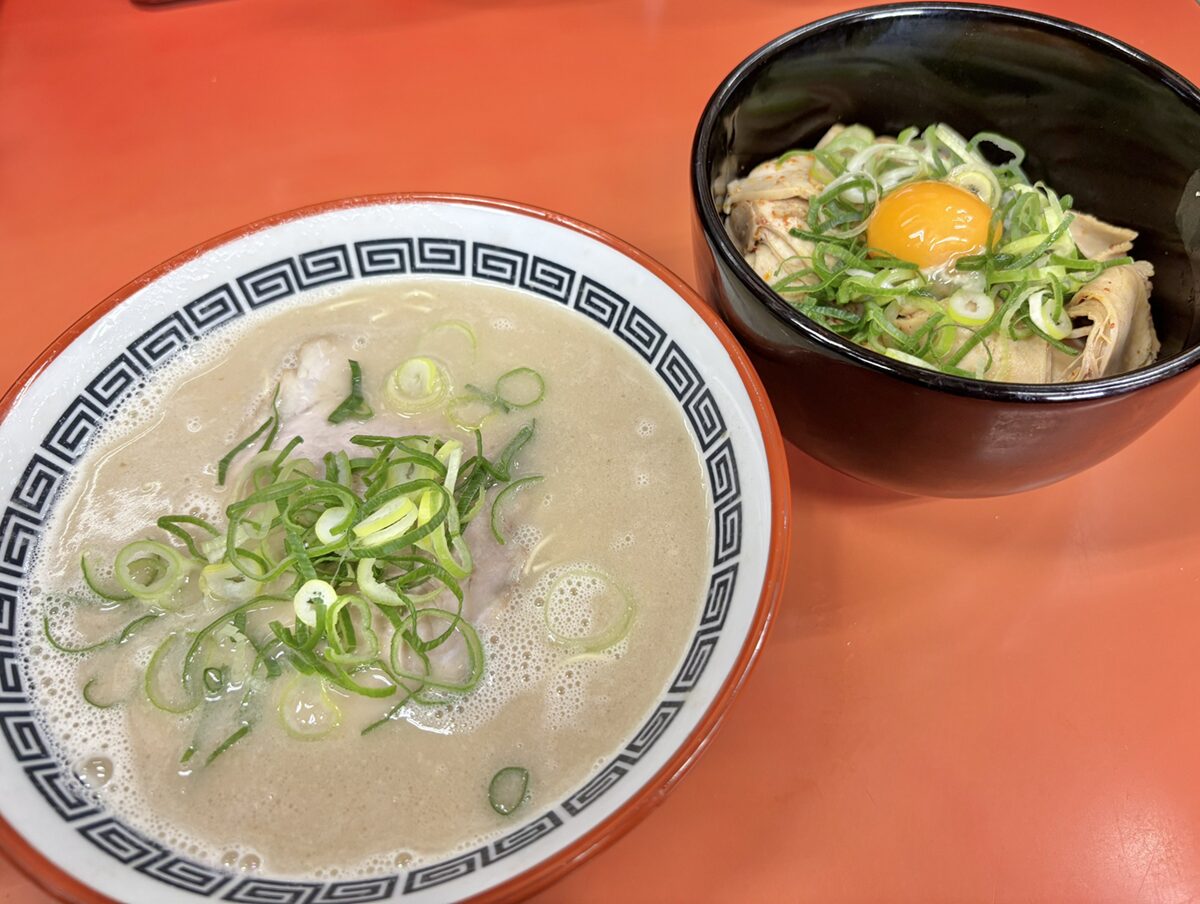 博多ラーメンとんとん 倉敷店のセット