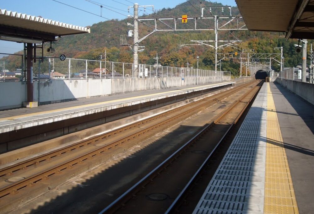 JR木見駅のホーム