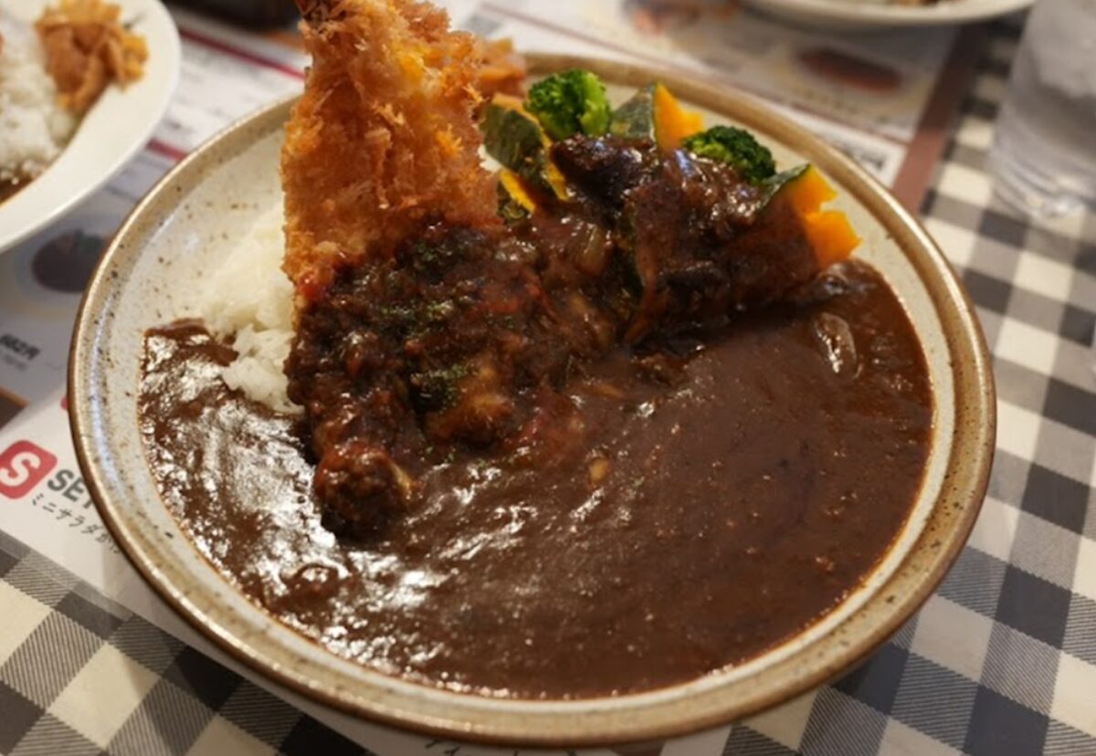 カレーハウス 神戸屋エビフライ