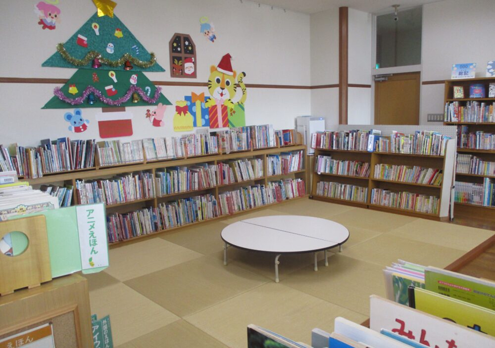 ロマン高原かよう総合会館図書館