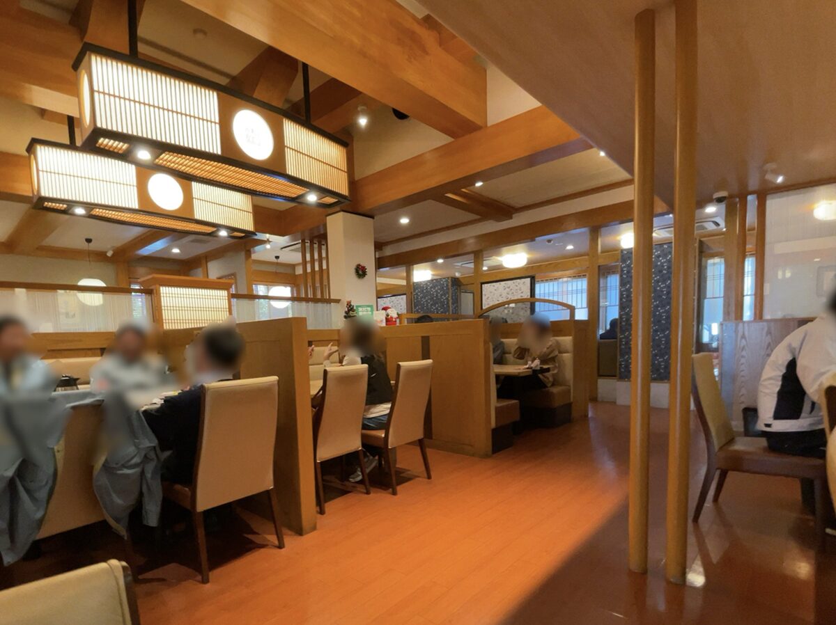 とんかつ・牛かつ ふく徳店内