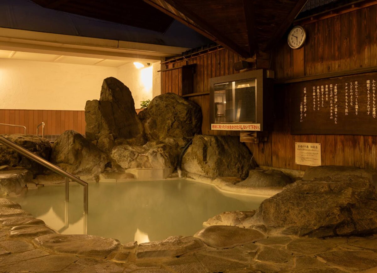 しおはまの湯 四国健康村の露天