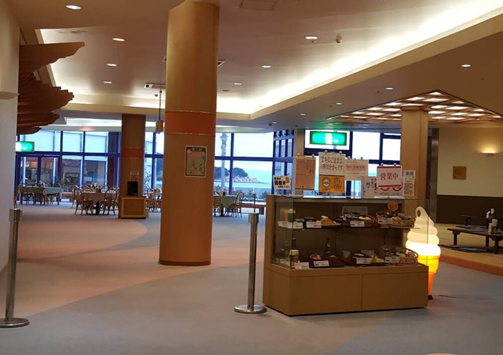 オリーブ温泉 満天の湯館内