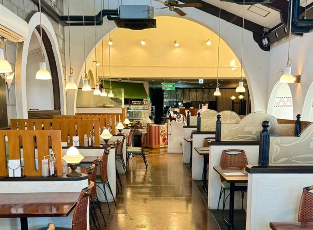 ウェリントン店内