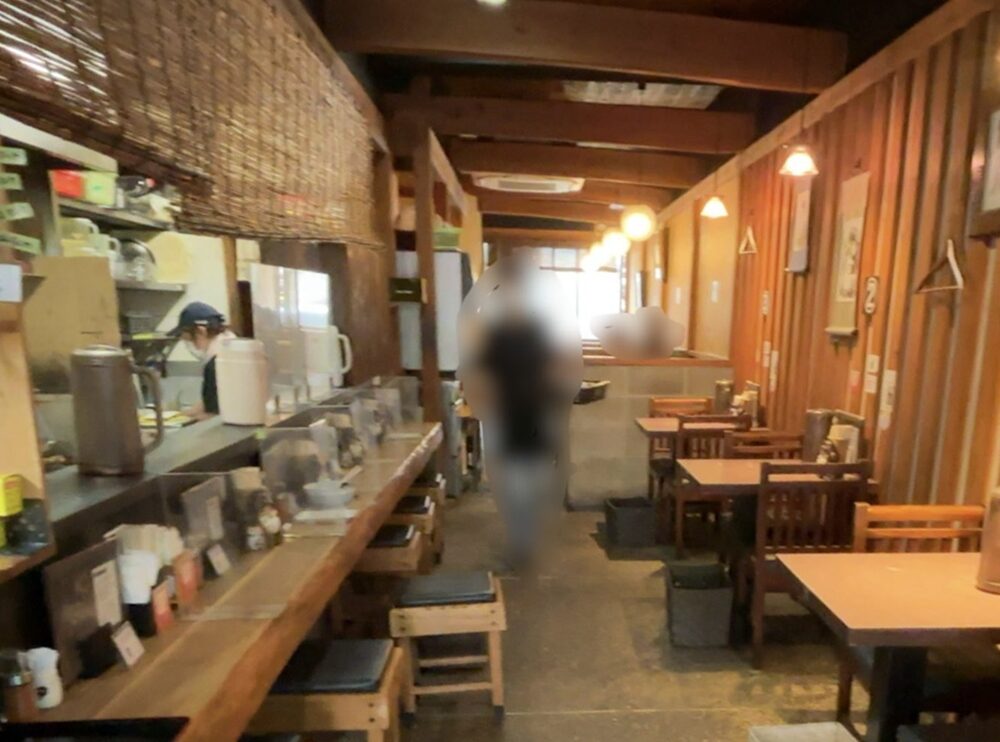たぬき 表町店内装