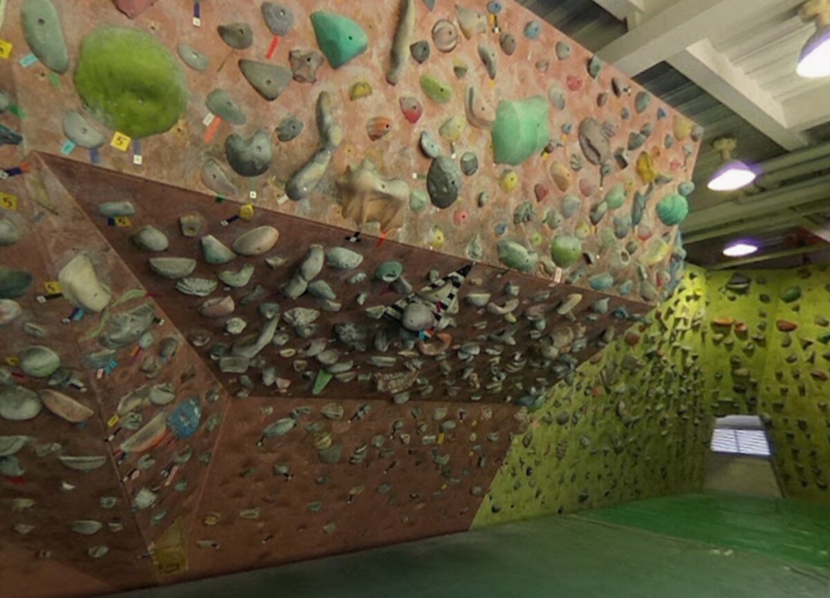 湯原温泉スポーツ公園のボルダリング